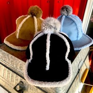 Fun Fun Fun Pom Pom Suede Cap